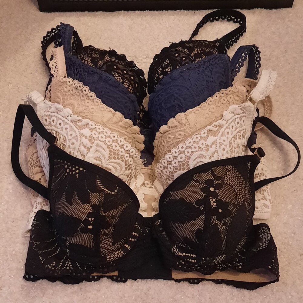 32A Aerie bras